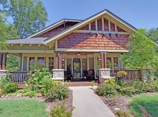 155 York St, Clarkesville, GA 30523