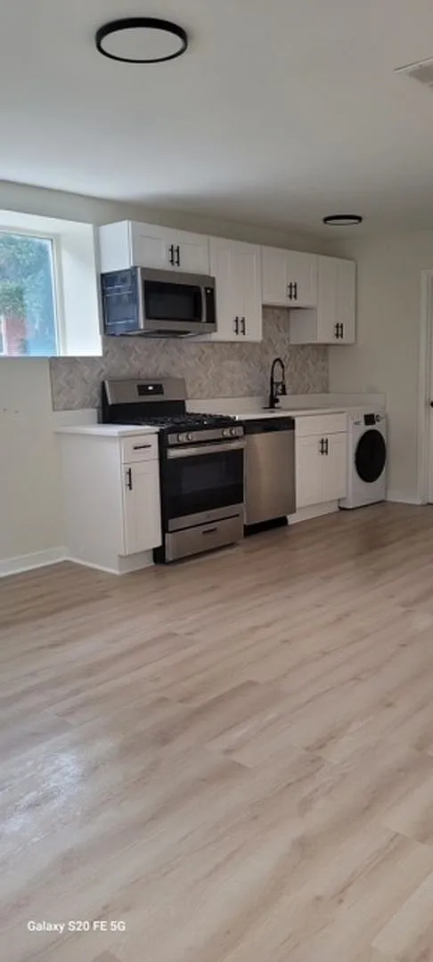 1 bed, 725 sqft, $2,150 — Photo 2
