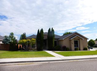 3604 Nottingham Dr, Richland, WA