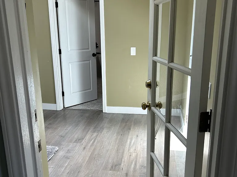 Large laundry room
