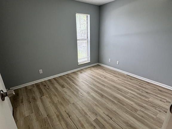 5th image of 8380 Cottonwood Dr