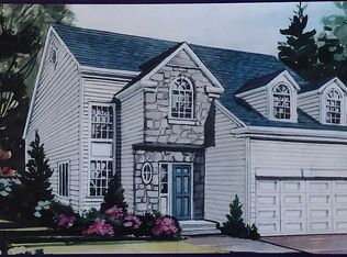 60 Sunflower Ridge Rd, South Setauket, NY 11720