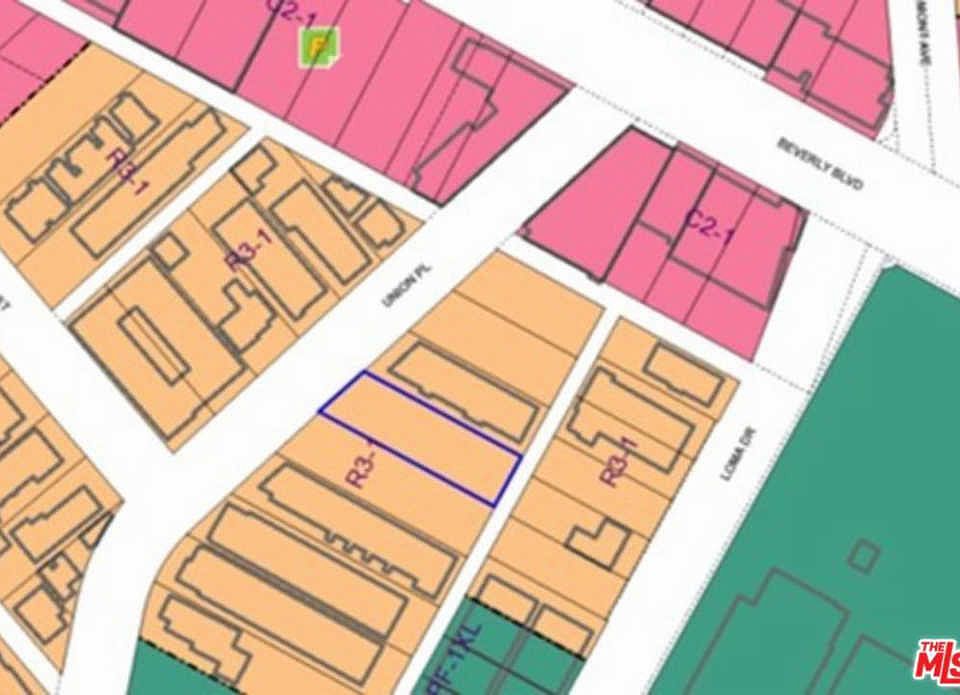 2nd image of 132 Union Pl