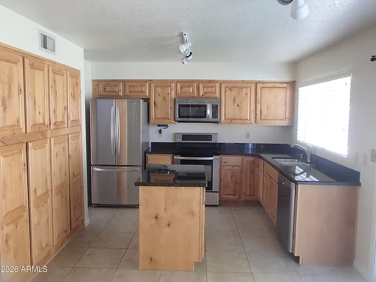 4230 E Brookwood Ct — Photo 9