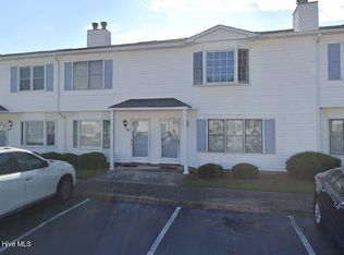 334 Haven Dr APT Q6, Greenville, NC 27834