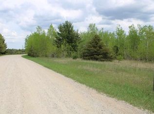 969 Quail Dr SW, Kalkaska, MI 49646