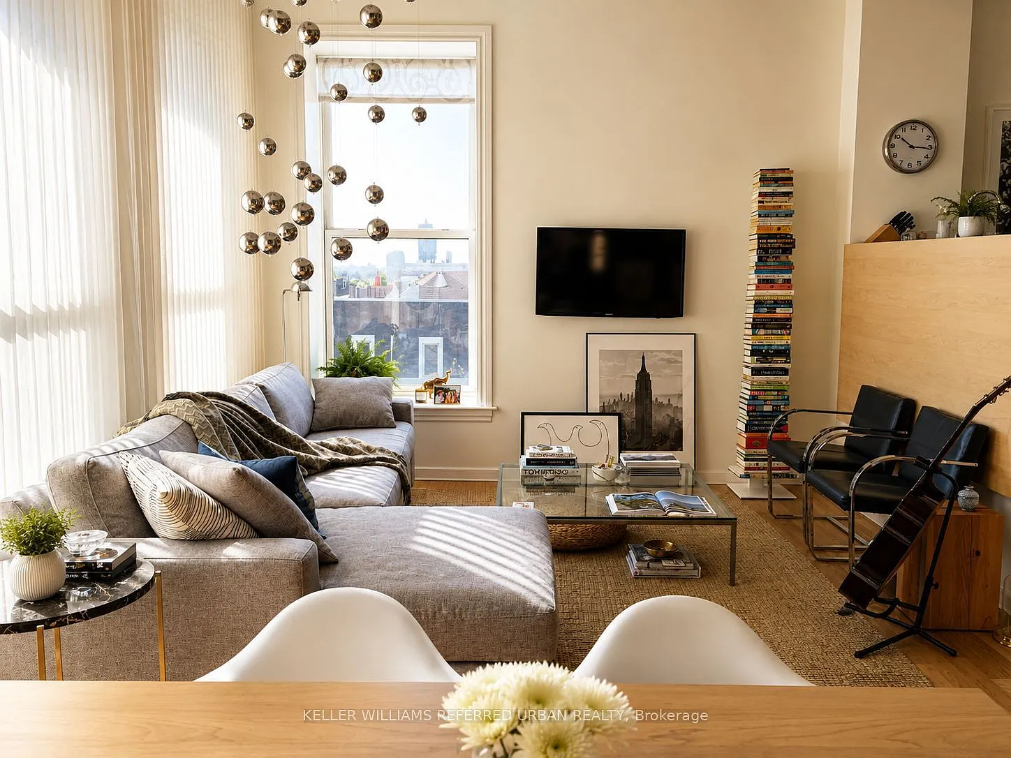 2 bed, $3,300 — Photo 2