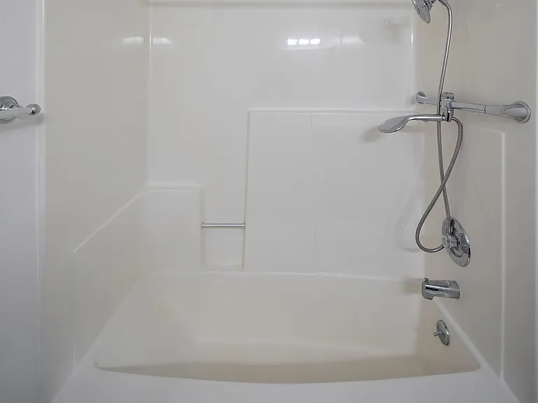 Brookvale Apartments — Photo 7