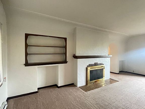 2nd image of 210 W Cliff Dr #0
