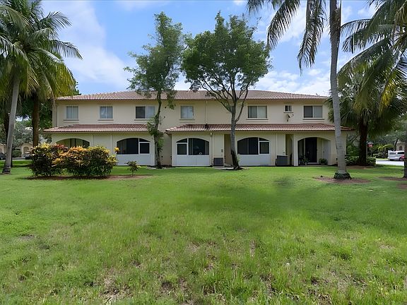 2nd image of 2658 SW 83rd Ter #2-1
