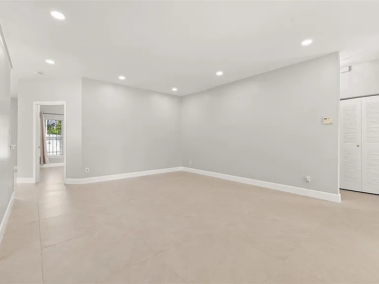 11218 Worley Ave — Photo 7