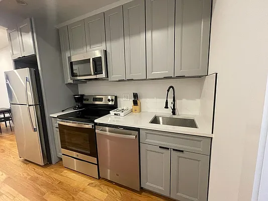 Rented by Suzuki Capital LLC | media 2