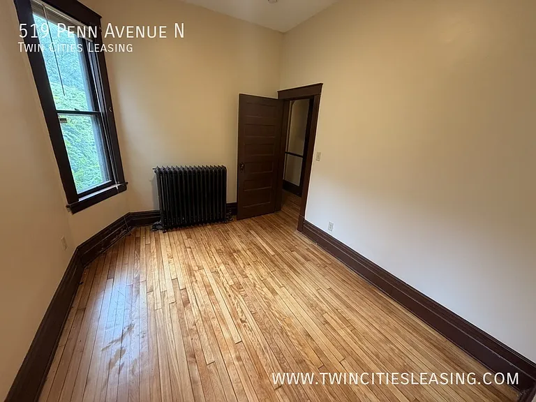 519 Penn Ave N — Photo 8