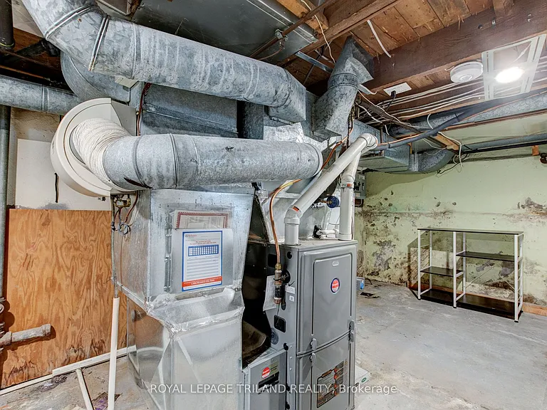 210 Emery St E — Photo 19