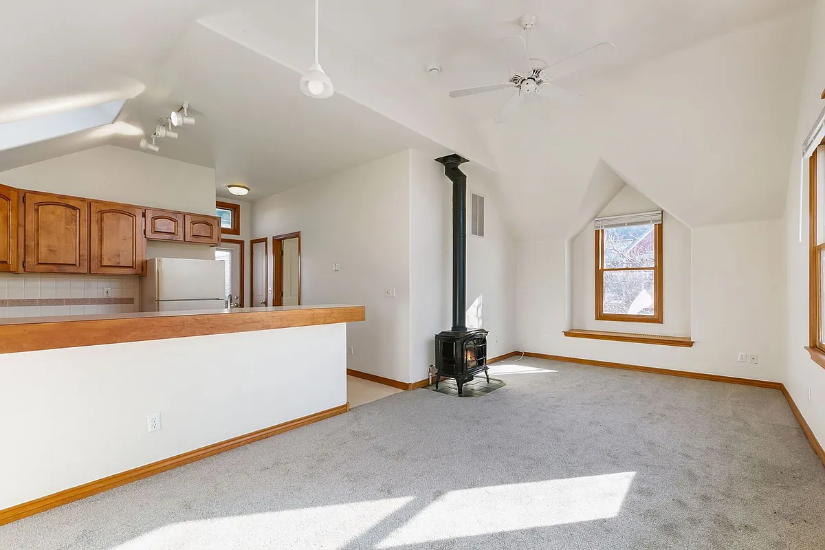 Building Photo - 415 Mason Ct #1B