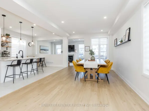 286 Helen Ave, Markham, ON L3R 1K1