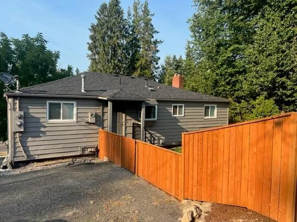 3205 E 17th St, Vancouver, WA 98661