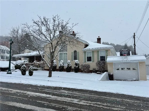 2 Burke Ave, Bradford, PA 16701