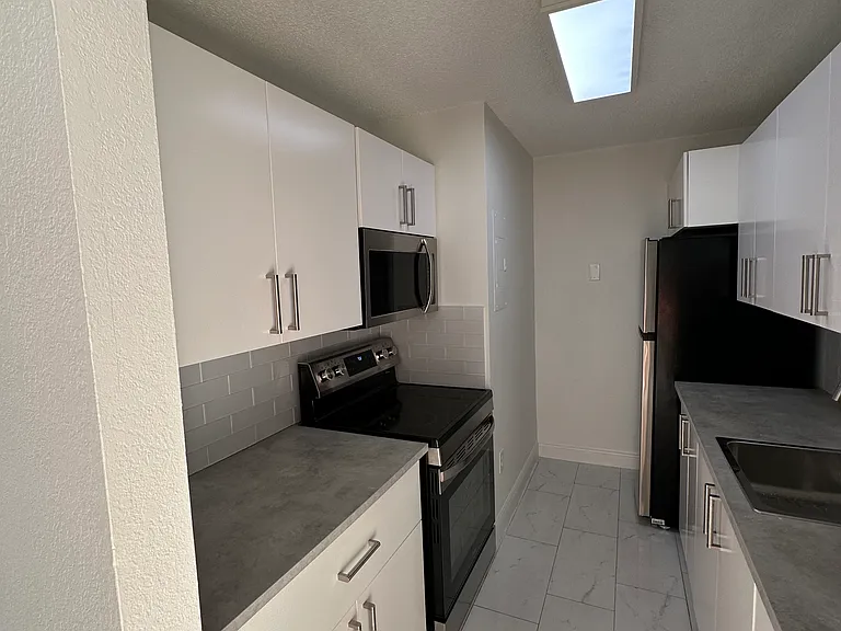 7401 SW 152nd Ave #208-1 — Photo 4