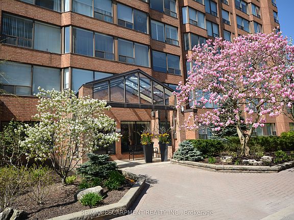 2nd image of 1270 Maple Crossing Blvd E #103