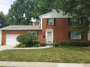878 Cherry Ln, Waterville, OH 43566