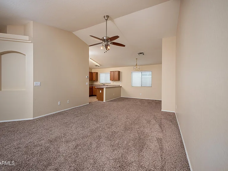 37153 W Amalfi Ave — Photo 4