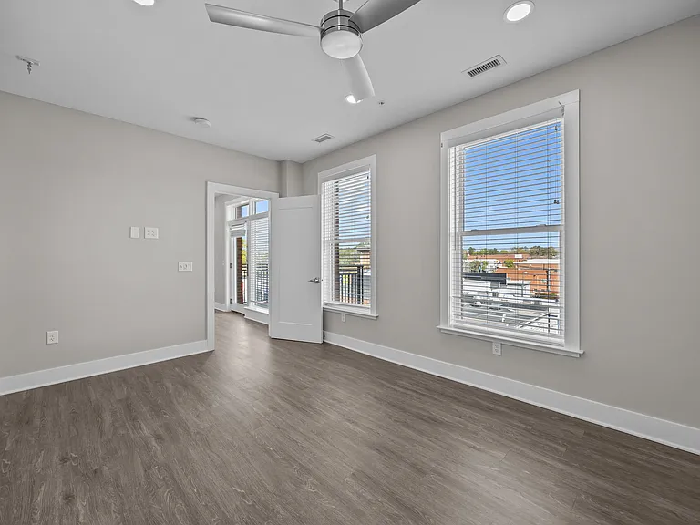 145 S Main St #305 — Photo 18