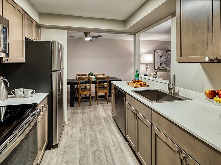 Renovated 1 Bedroom Tower Scene Kitchen & Dining Area
