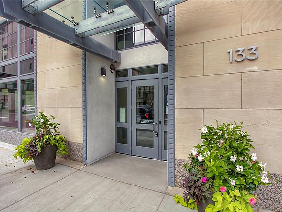3rd image of 133 7th St E APT 111