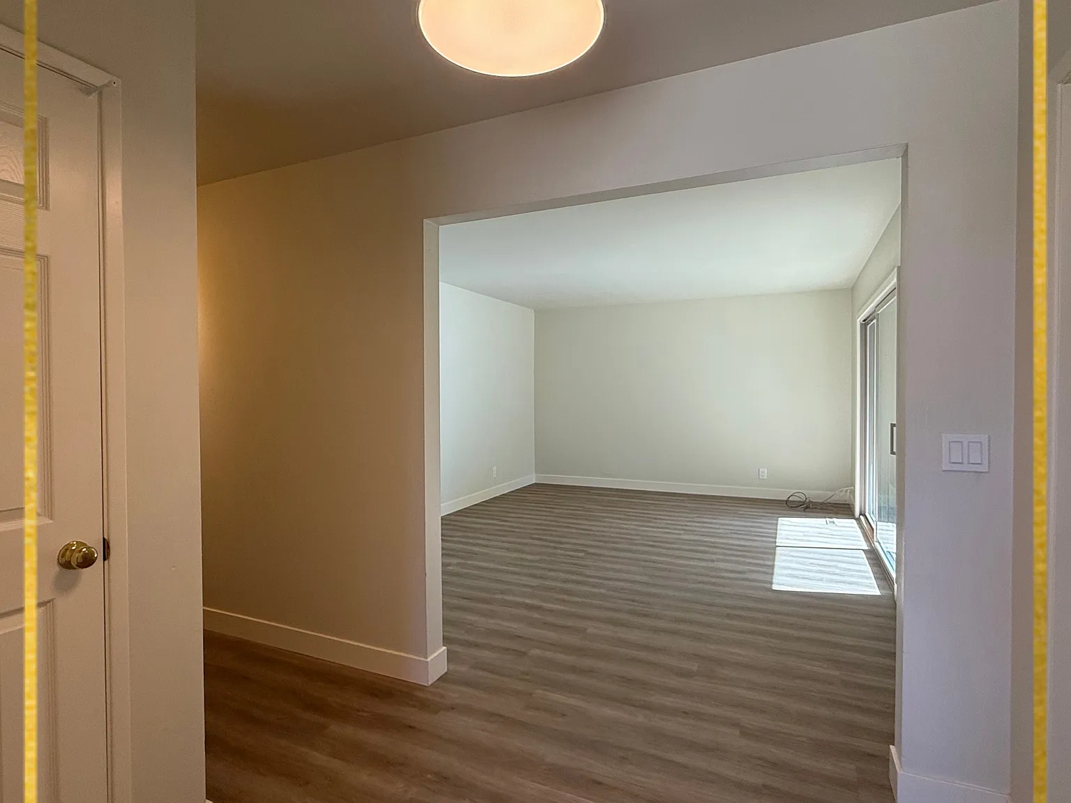 2 bed, 1060 sqft, $3,200 — Photo 3