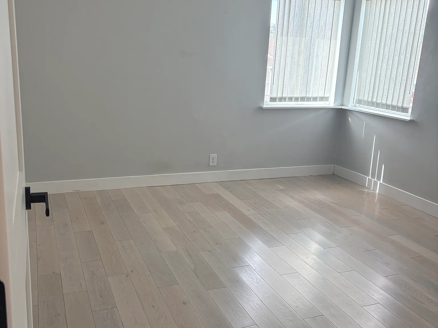 3 bed, 1290 sqft, $6,000 — Photo 4
