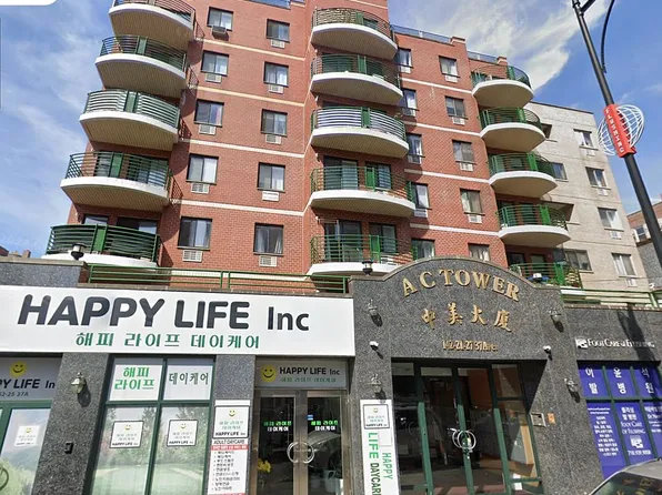14225 37th Ave APT 2E, Flushing, NY 11354