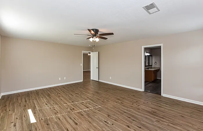 107 Blackwell Ct — Photo 12