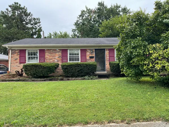 2104 Alexandria Dr, Lexington, KY 40504