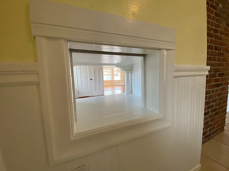 between kitchen and living room
