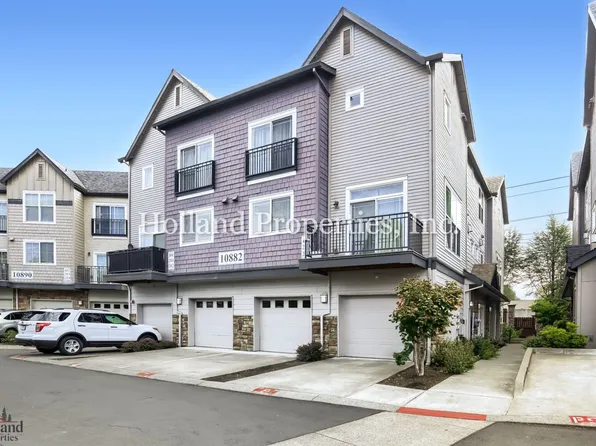 10882 NE Red Wing Way Unit 204, Hillsboro, OR 97006