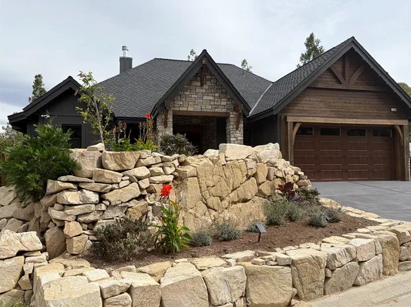 175 Mill Pond Rd, Lake Arrowhead, CA 92352