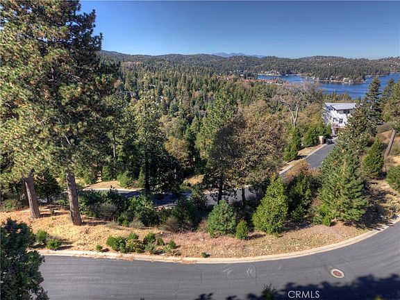 3rd image of 115 Mill Pond Rd