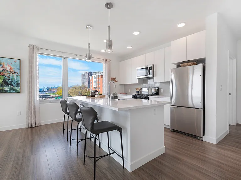 Clippership Apartments on the Wharf — Photo 4