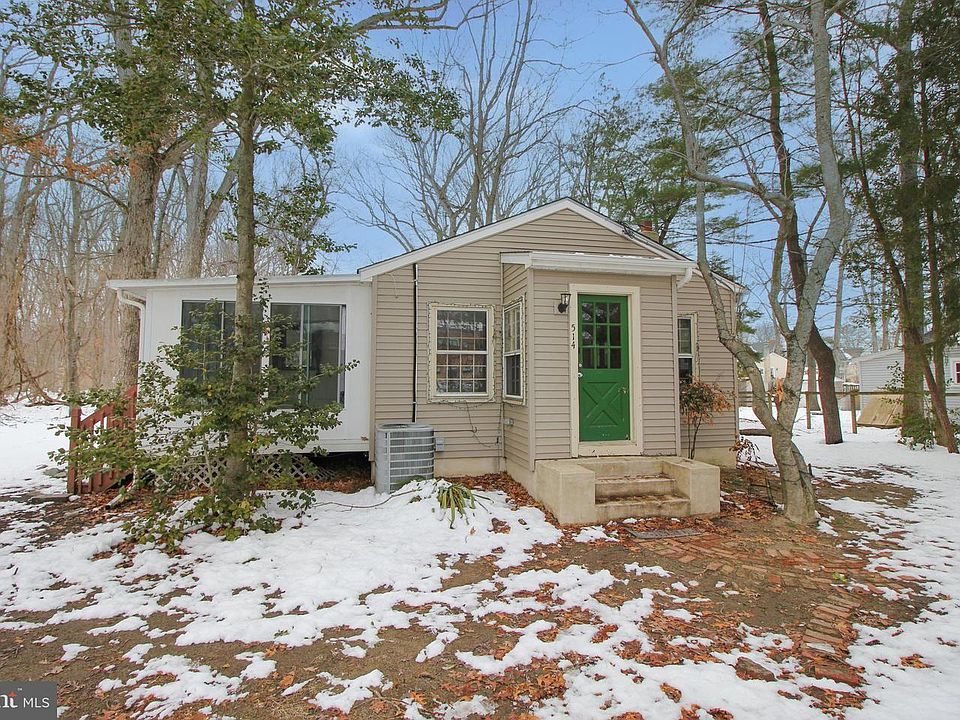 1st image of 514 Hartford Rd