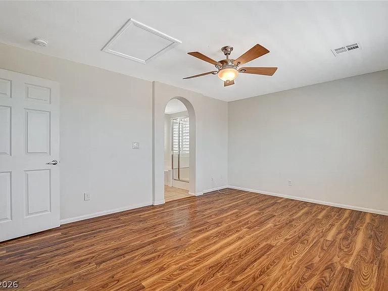 9734 Maspalomas St — Photo 29