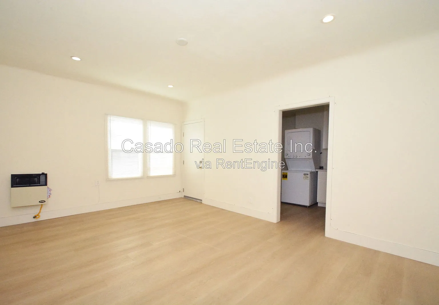 1 bed, 1.0 bath, 550 sqft, $1,754 — Photo 2