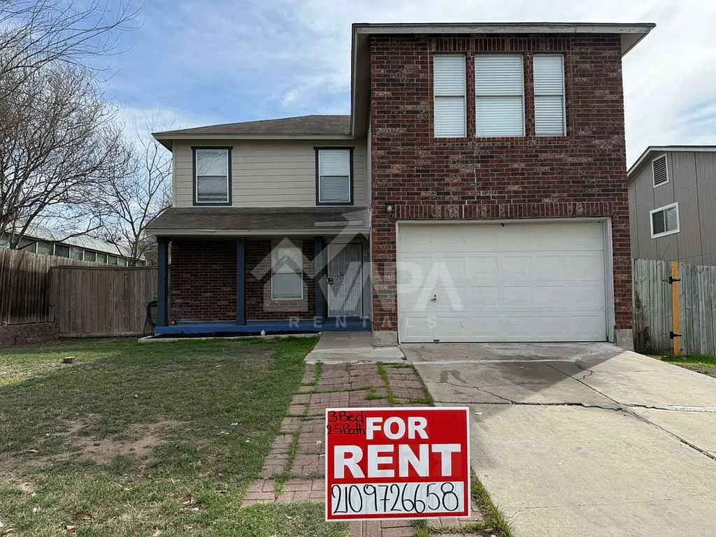 3 bed, 2.5 bath, 1812 sqft, $2,150 — Photo 2