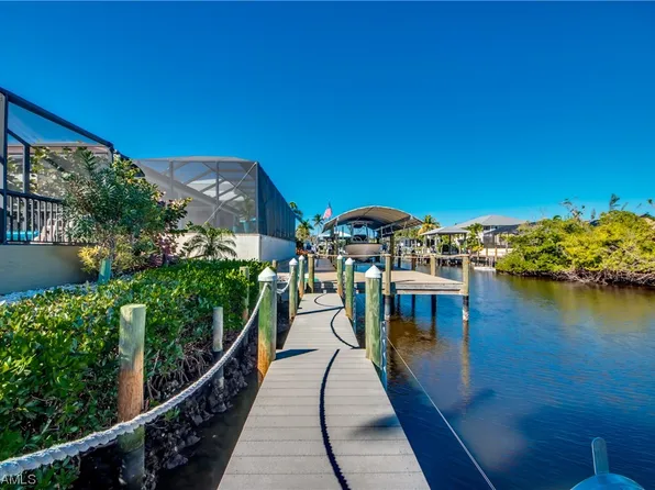 3342 Pine Tree Dr, Saint James City, FL 33956