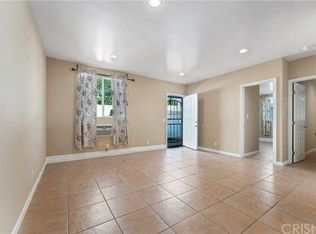 8459 Tampa Ave, Northridge, CA 91324