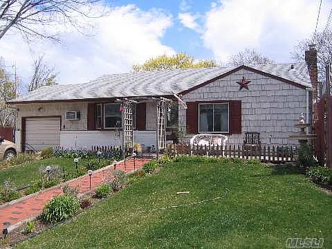 1st image of 6 Heath Ln
