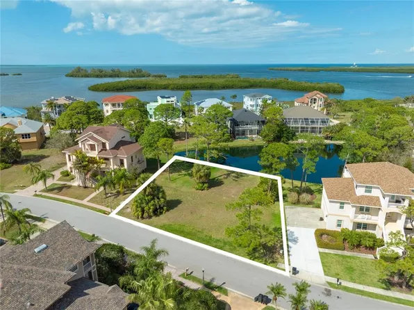 (undisclosed Address), Tarpon Springs, FL 34689