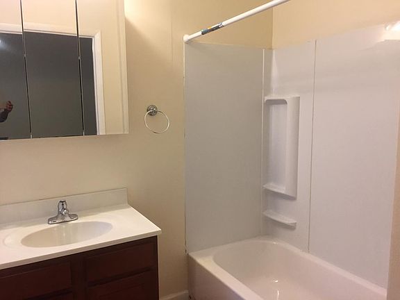 5th image of 1501 W Allegheny Ave #17