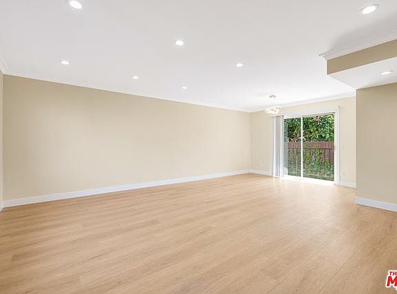 2nd image of 701 E Acacia Ave APT D