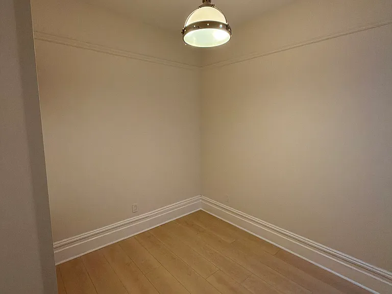 677 Spruce St #677 — Photo 16